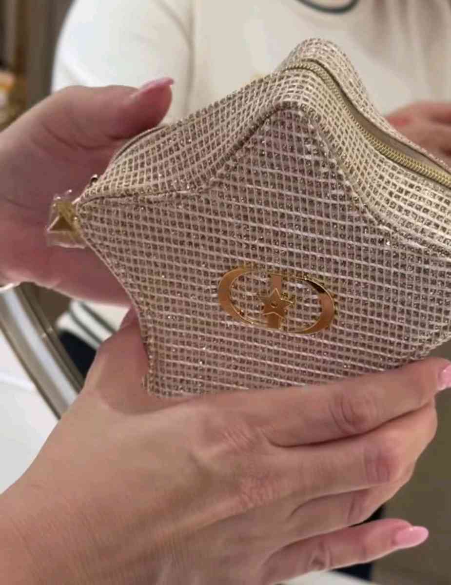 womens small bags - Dublin, Ohio - FleaMarketBay