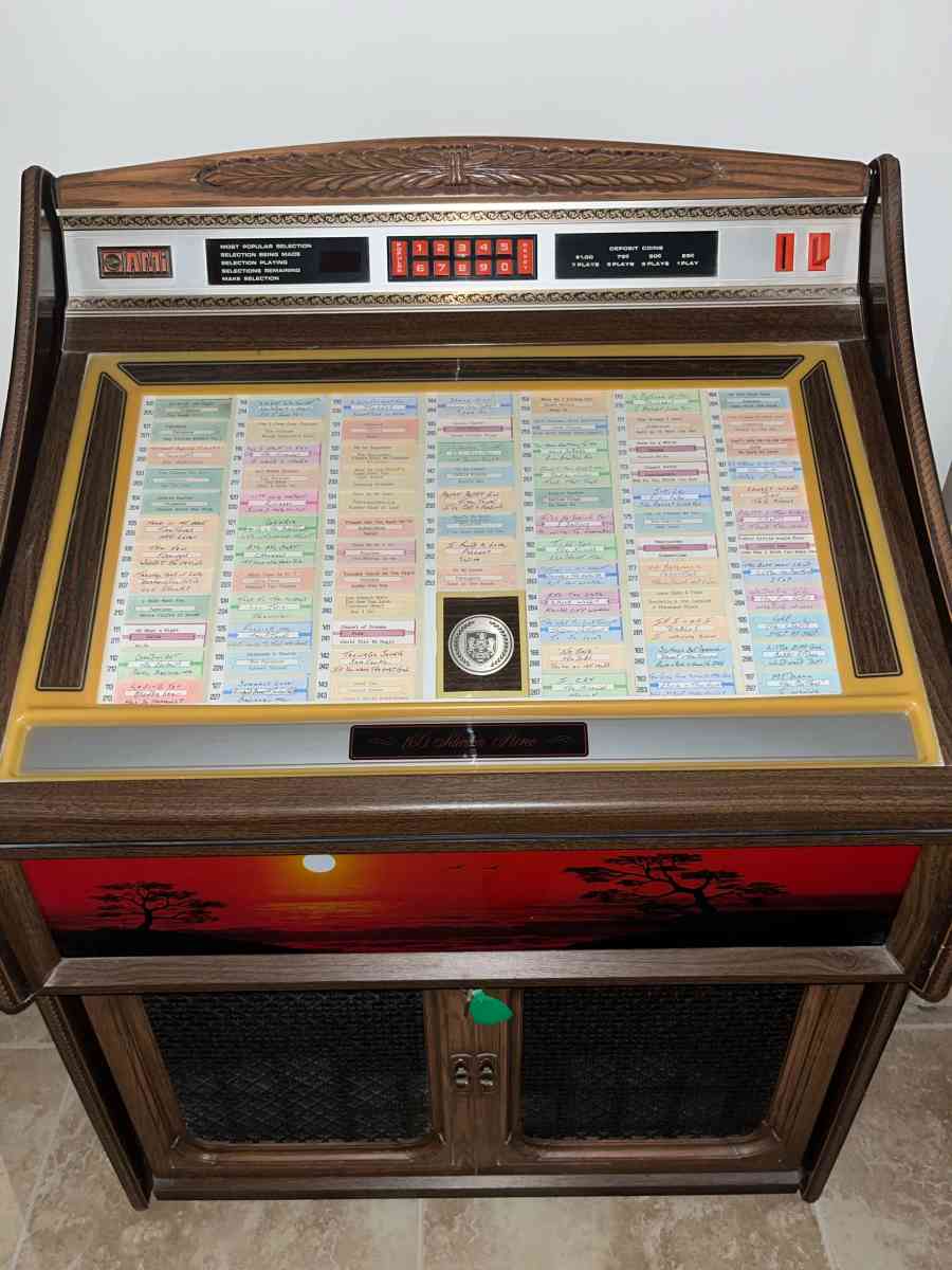 Old School Juke Box - Port Saint Lucie, Florida - FleaMarketBay