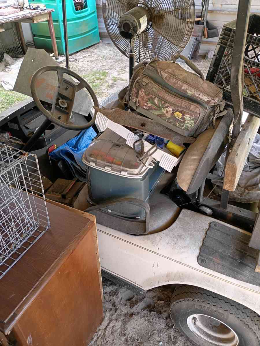 yard sale - Eutawville, South Carolina - FleaMarketBay