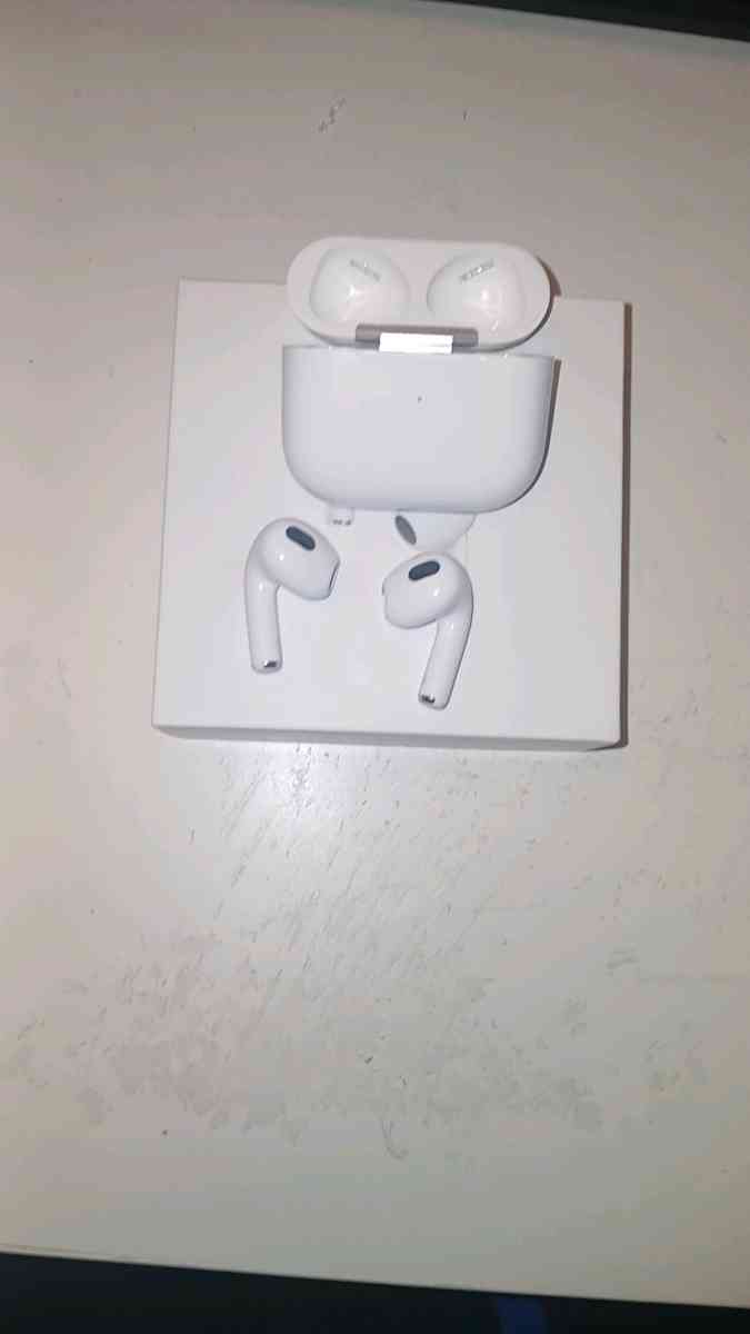 Airpods 3rd Generation - Wilsonville, Oregon - FleaMarketBay