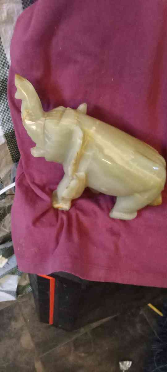 Green Onyx Elephant Figurine  Hand Carved Stone Decor - New Caney, Texas - FleaMarketBay