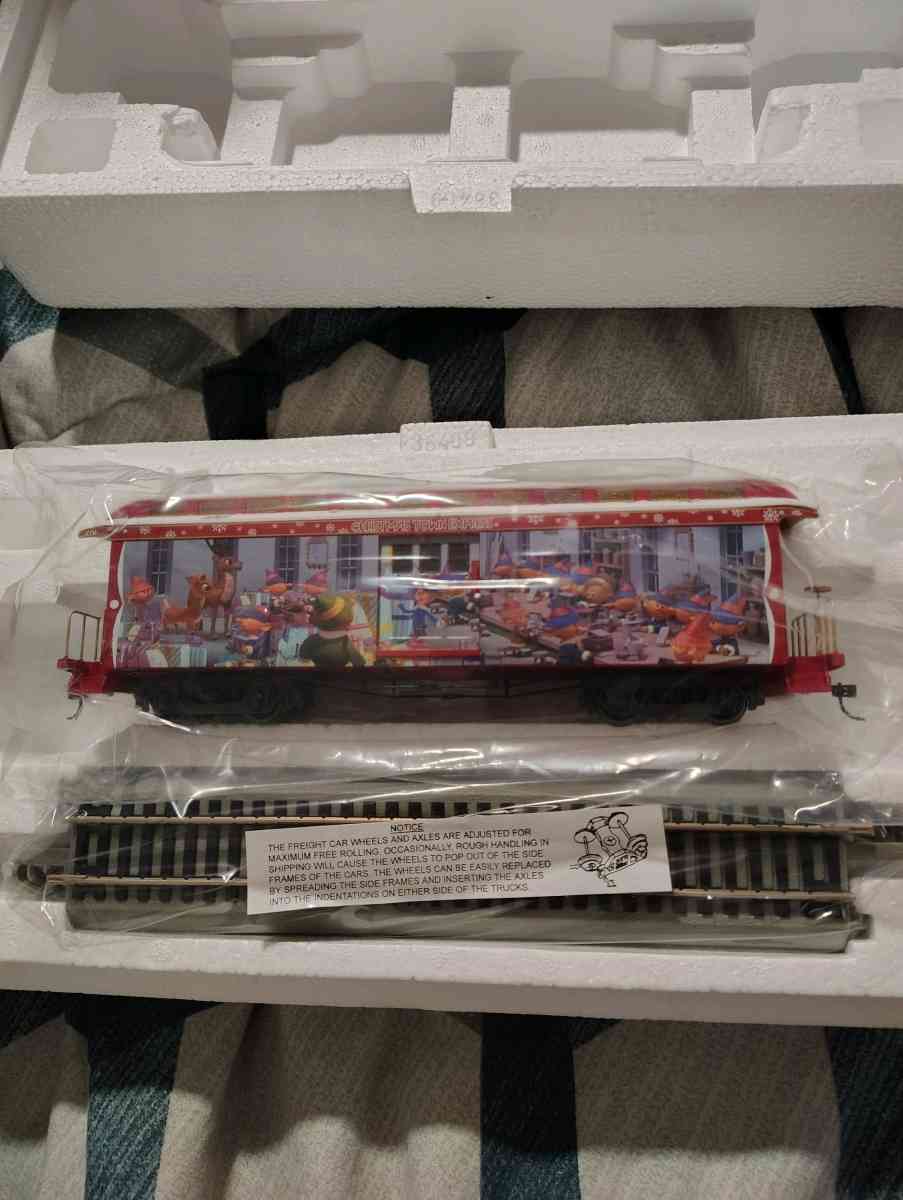 Hawthorne Village Rudolph Train set - Manteca, California