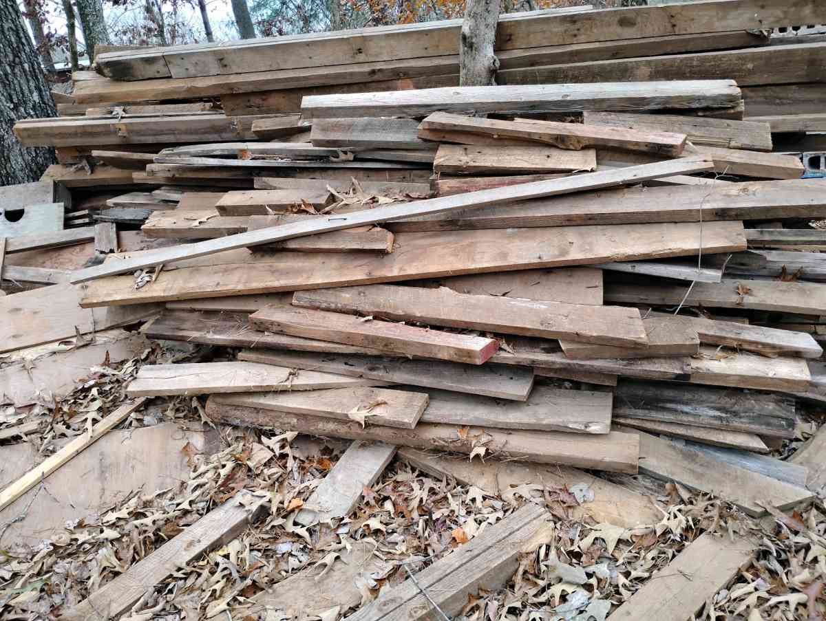 Lumber - Rutherfordton, North Carolina - FleaMarketBay