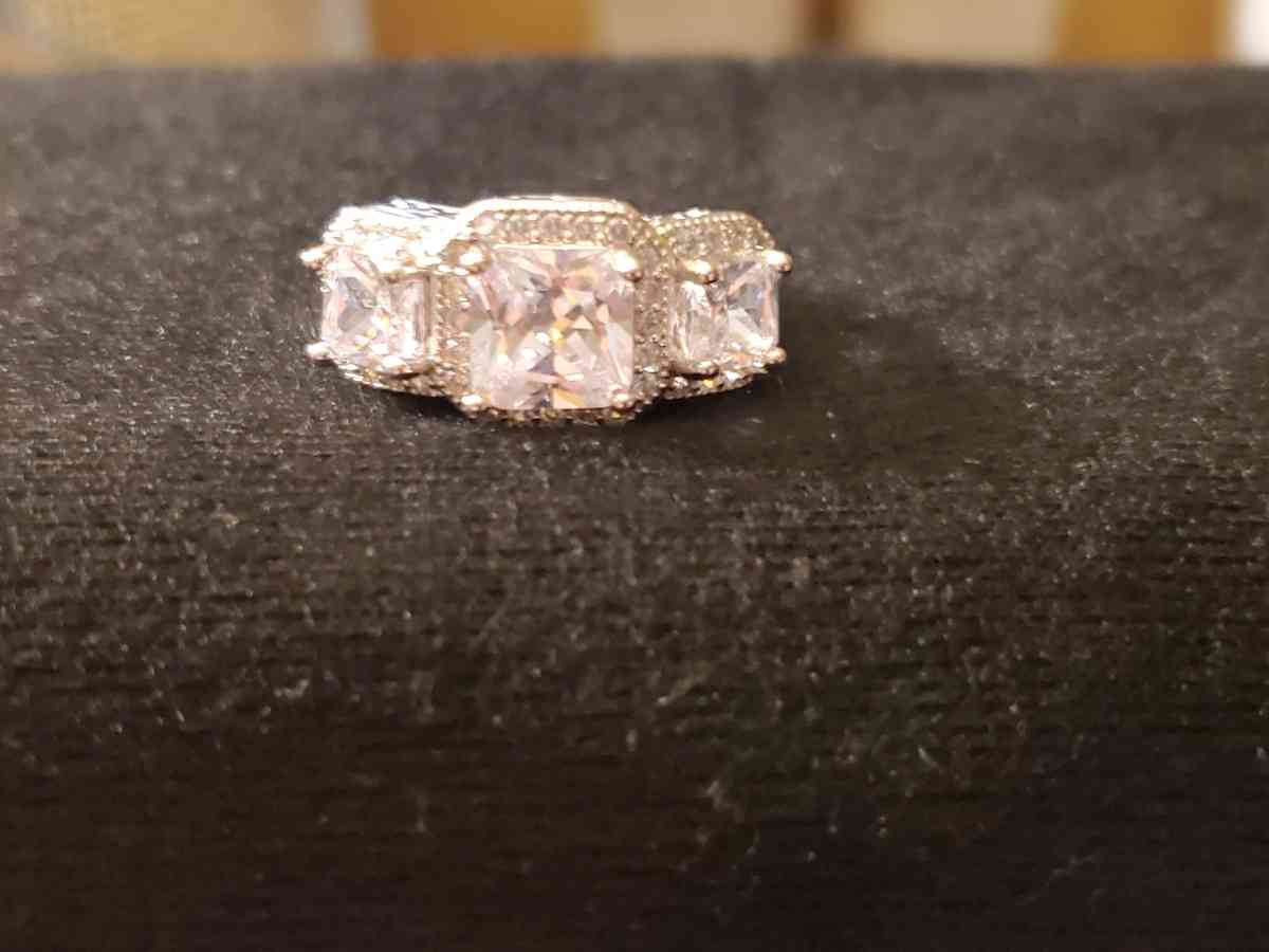 925 Sterling Silver Diamond Ring - Peoria, Arizona