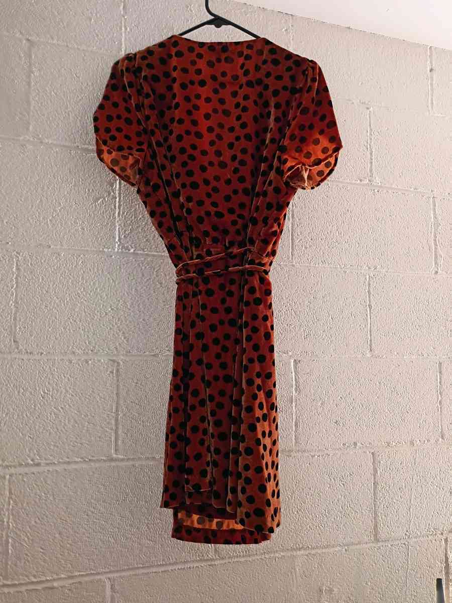 Velvet Wrap Dress - Tacoma, Washington - FleaMarketBay