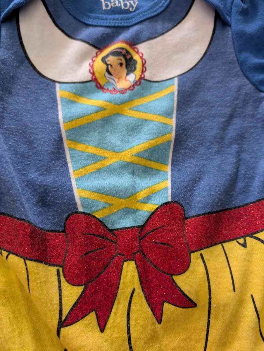 Snow White onesie - Savannah, Georgia - FleaMarketBay