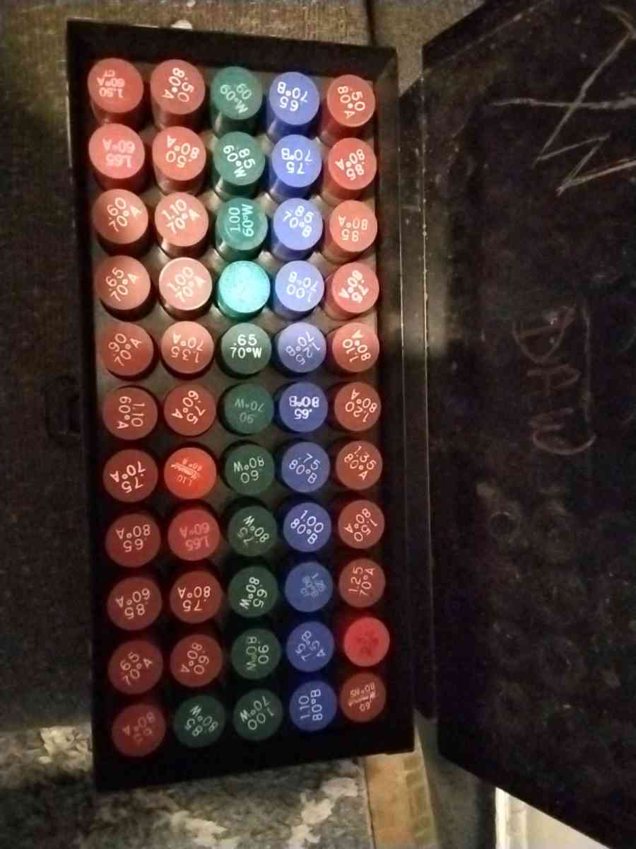 Delvan Oil Nozzles with Carry Case - Statesville, North Carolina - FleaMarketBay