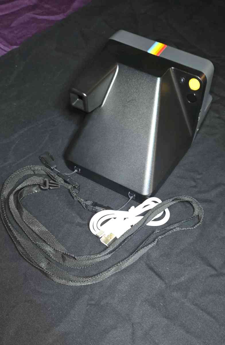 Polaroid Now Camera - Onalaska, Washington - FleaMarketBay