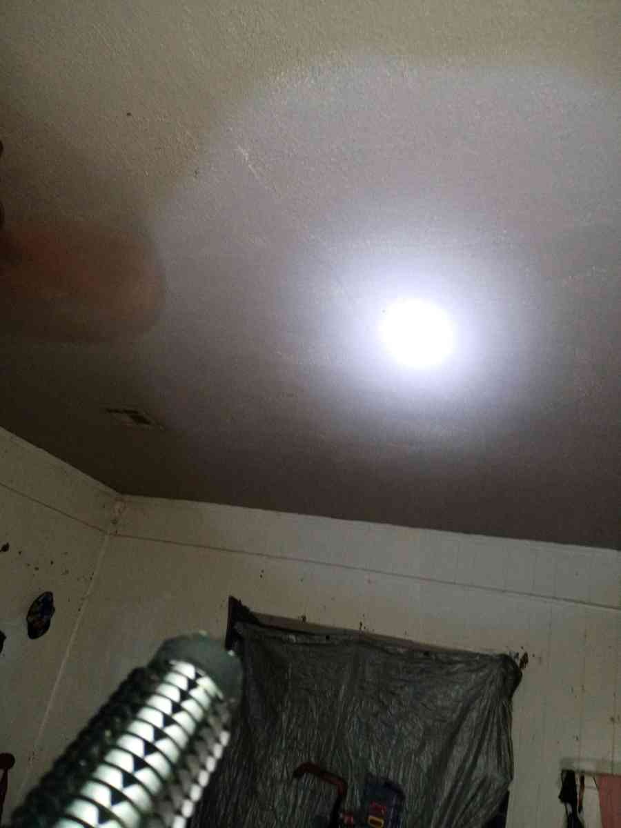 stun baton flashlight combo - Ponca City, Oklahoma - FleaMarketBay