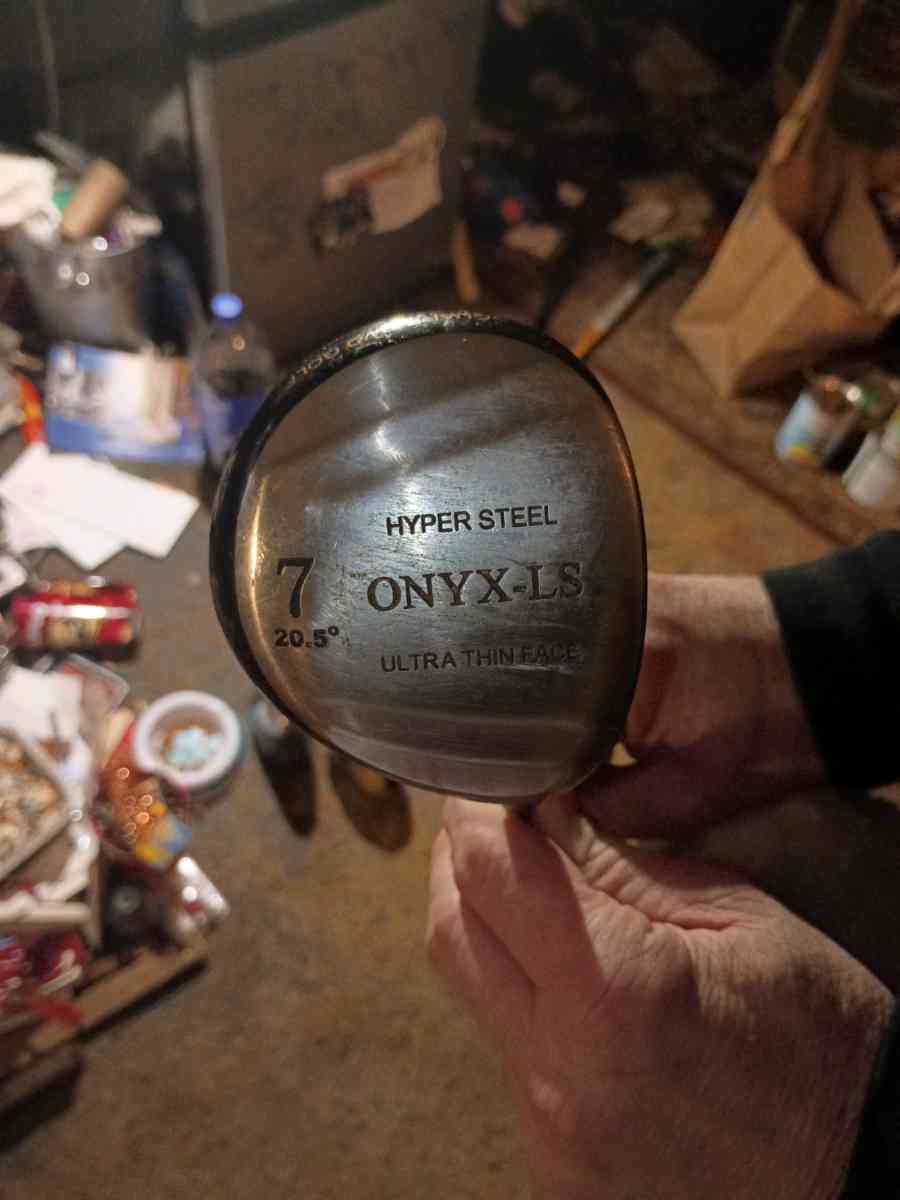 golf clubs set - Niagara Falls, New York - FleaMarketBay