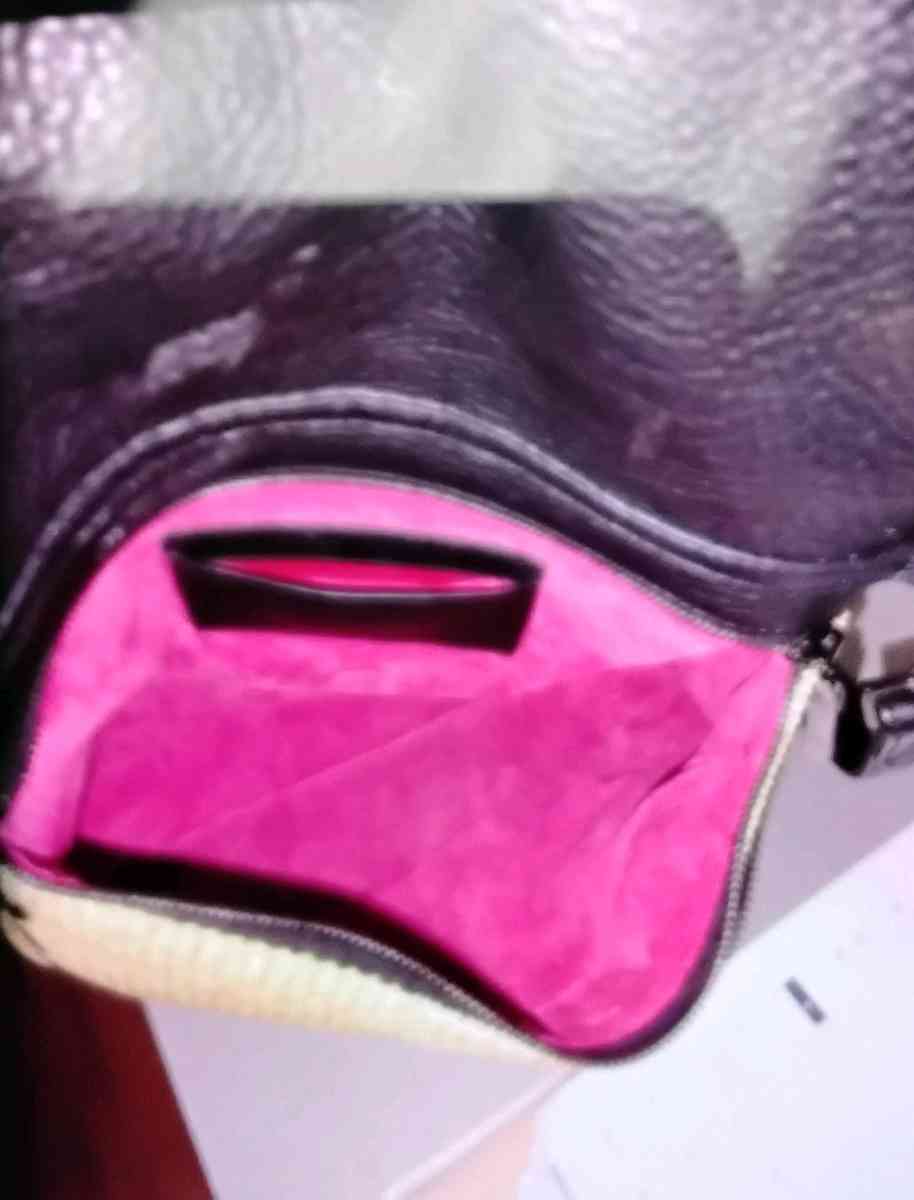 hammit purse and wallet - Barney, Georgia - FleaMarketBay