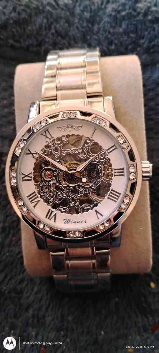 watches 35 each - Saint Clair, Minnesota - FleaMarketBay