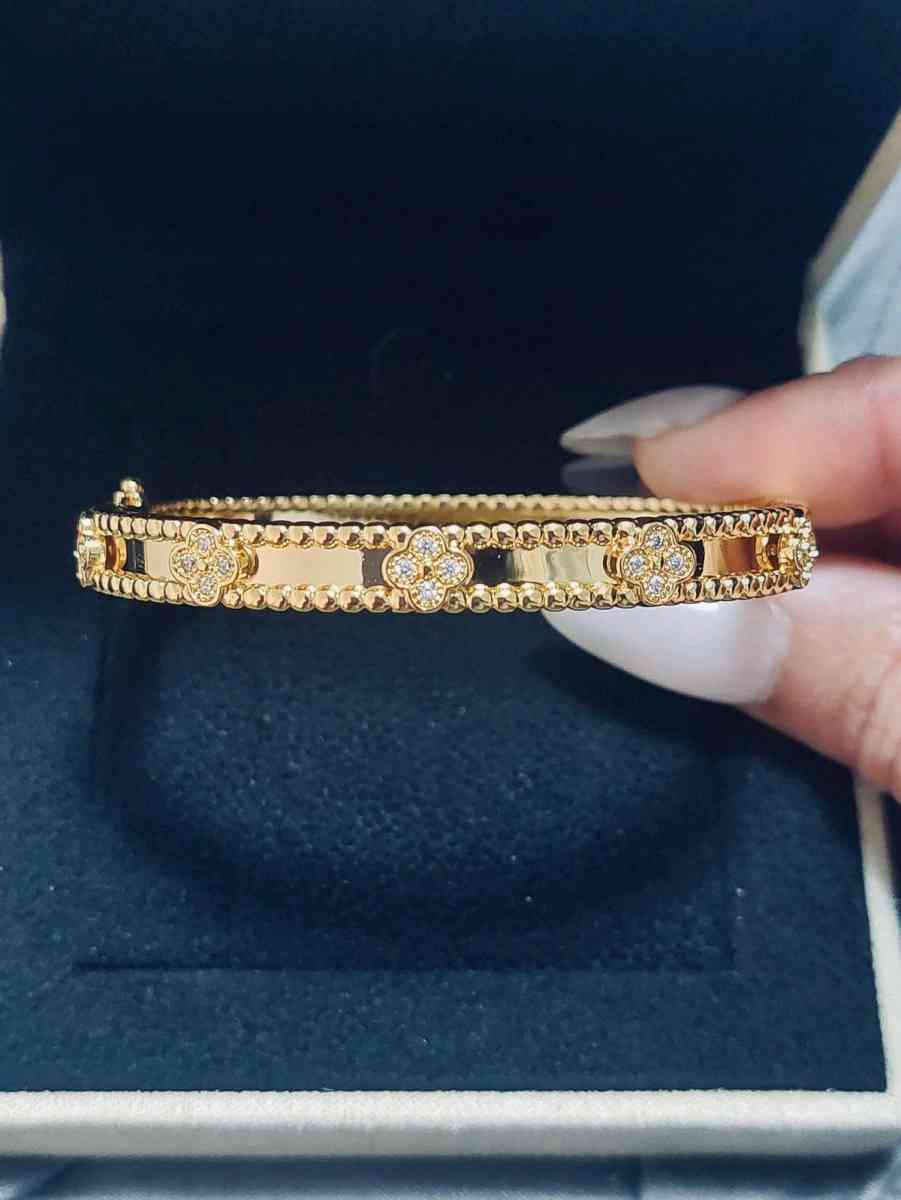 Bracelets - Miami, Florida