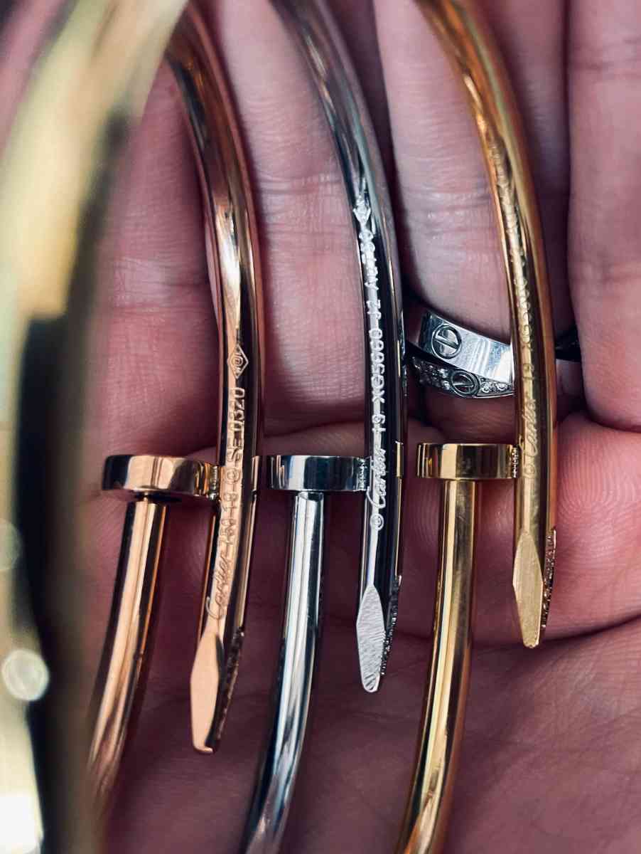 Brazaletes - Miami, Florida - FleaMarketBay