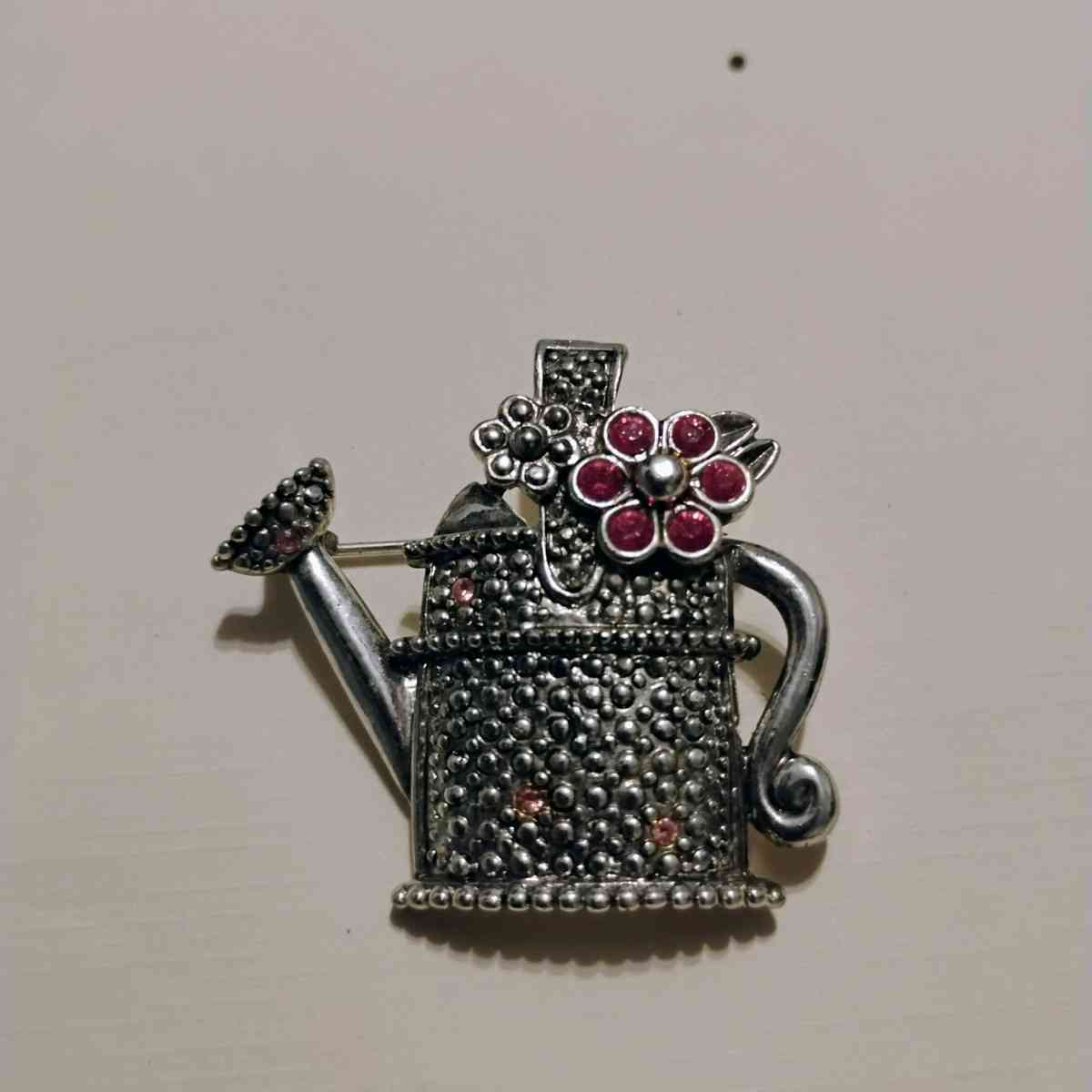 vintage 1980s signed AAI Spring and Floral pins - Lexington, Kentucky - FleaMarketBay