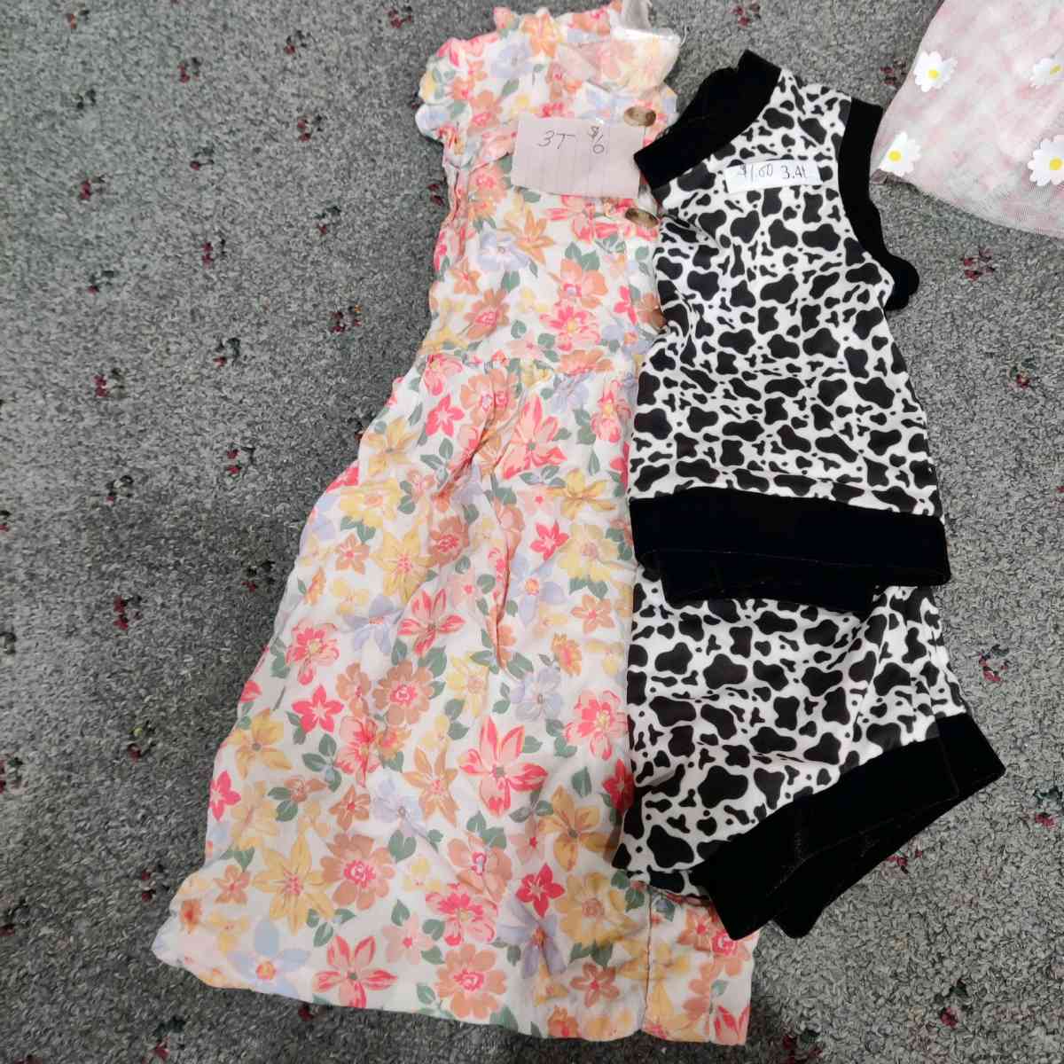 little girl clothes - Rio Linda, California