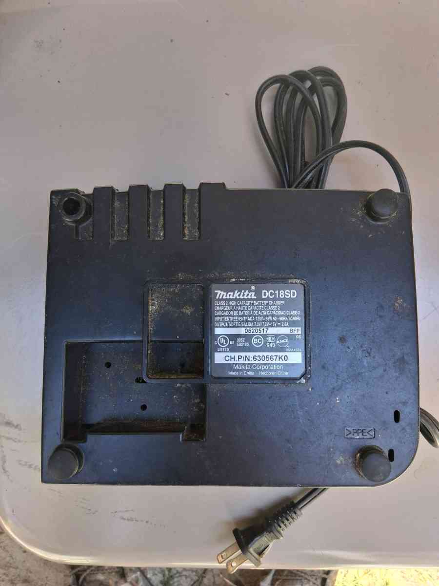 Makita dc18sd charger - Gaston, South Carolina - FleaMarketBay