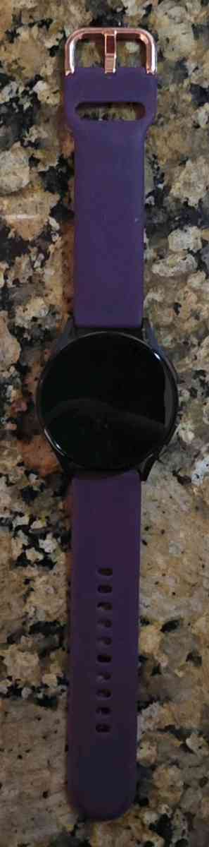 Galaxy Watch5 40mm Purple Strap - Oak Lawn, Illinois - FleaMarketBay