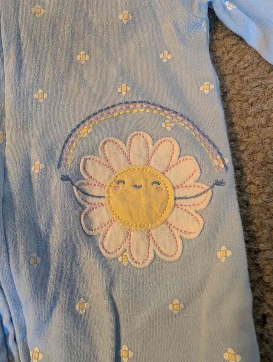 Baby sleepsuit with feet with a white flower - Savannah, Georgia - FleaMarketBay