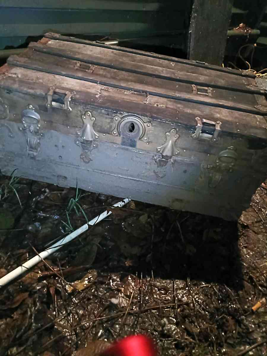 old chess - Jeff, Kentucky - FleaMarketBay