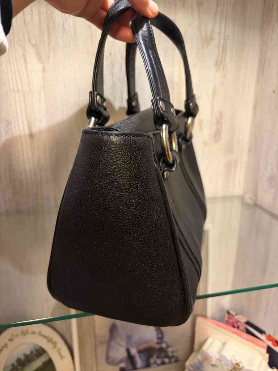 EUC MCM boston bag - Ridgewood, New York - FleaMarketBay