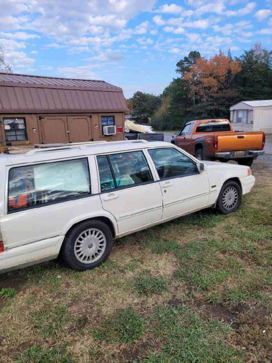 1996 Volvo station wagon 960 - Rock Hill, South Carolina - FleaMarketBay