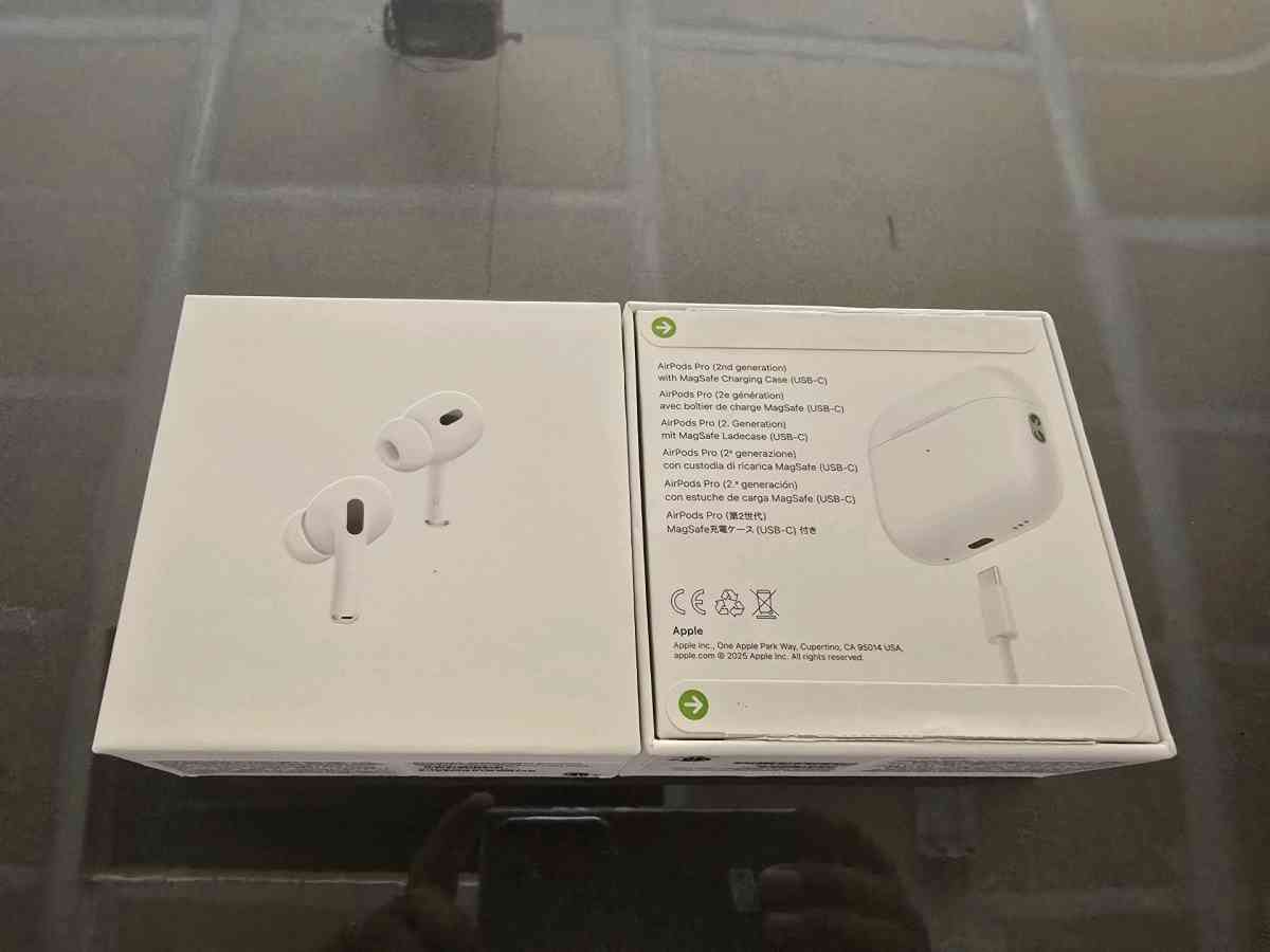 Airpods Pro 2nd Gen - Williams, California - FleaMarketBay