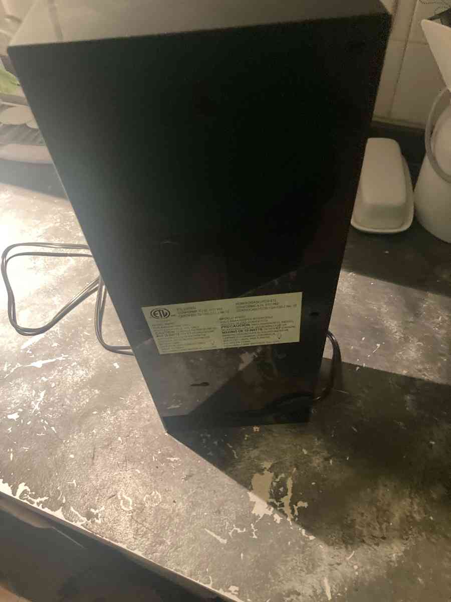 North Carolina College Stop Light - Essington, Pennsylvania - FleaMarketBay