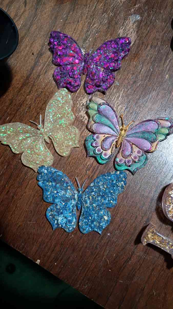 homemade mushrooms and jars - Johnston City, Illinois - FleaMarketBay