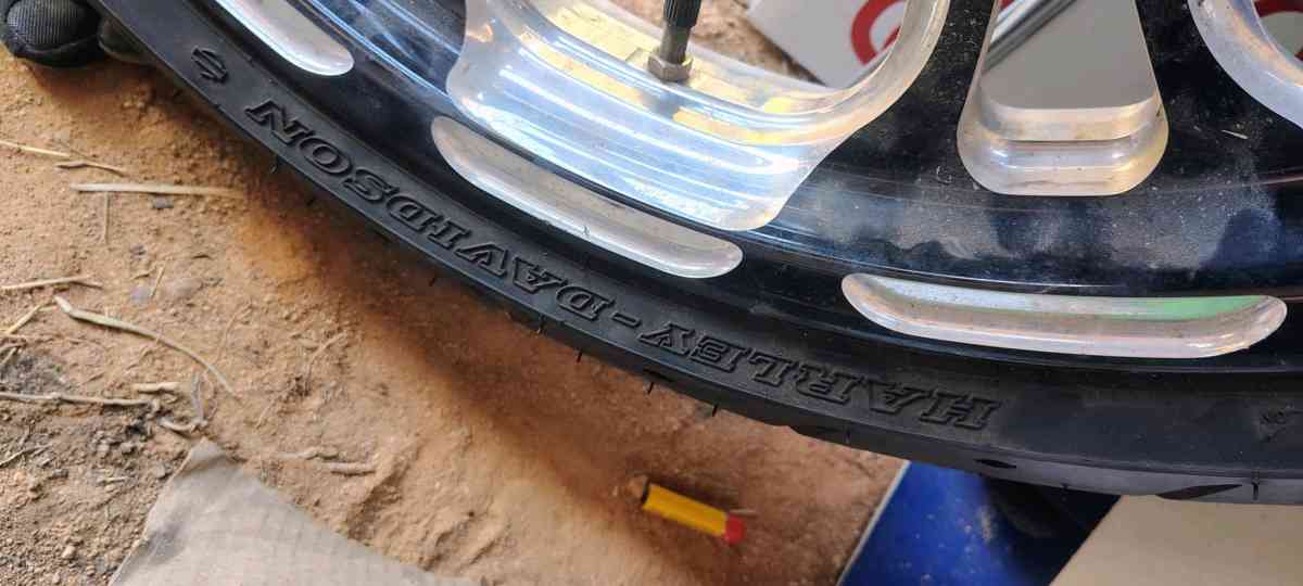 2011 Harley Davidson road glide reel kit - Gray Court, South Carolina - FleaMarketBay