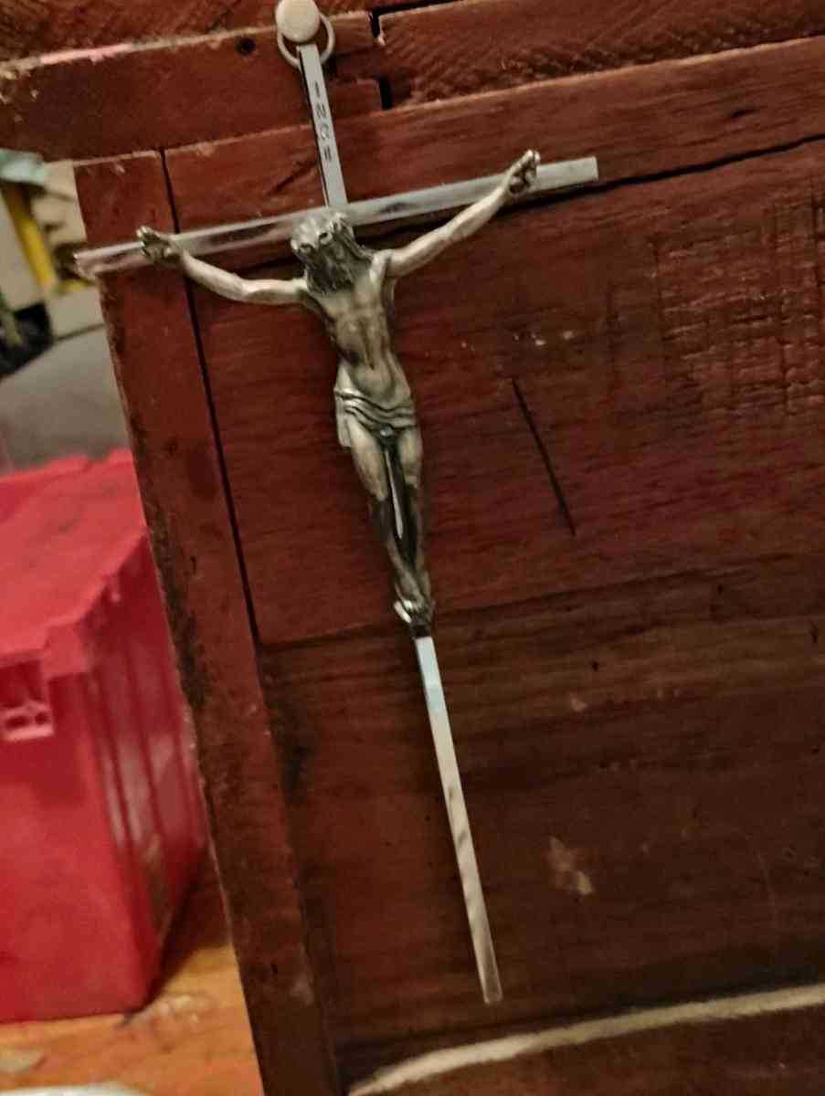 vintage 1960s crucifix