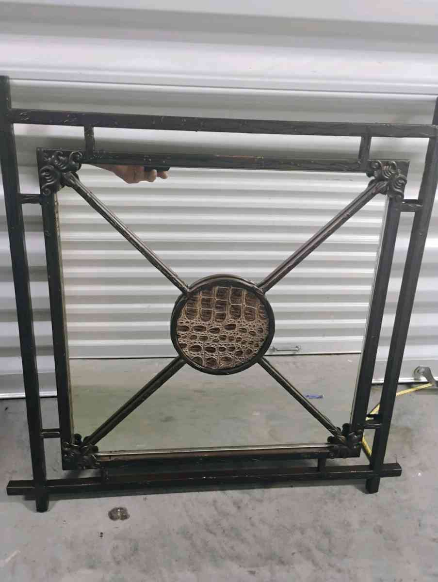 large mirror - Pensacola, Florida