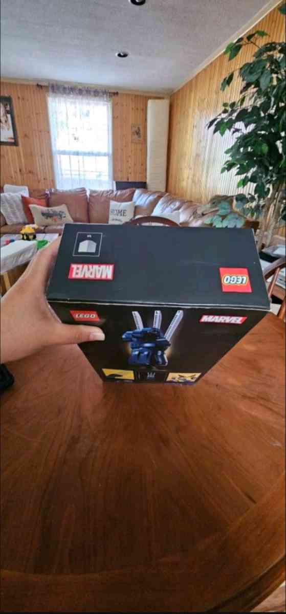 Lego Collector Piece - Ashburn, Virginia - FleaMarketBay