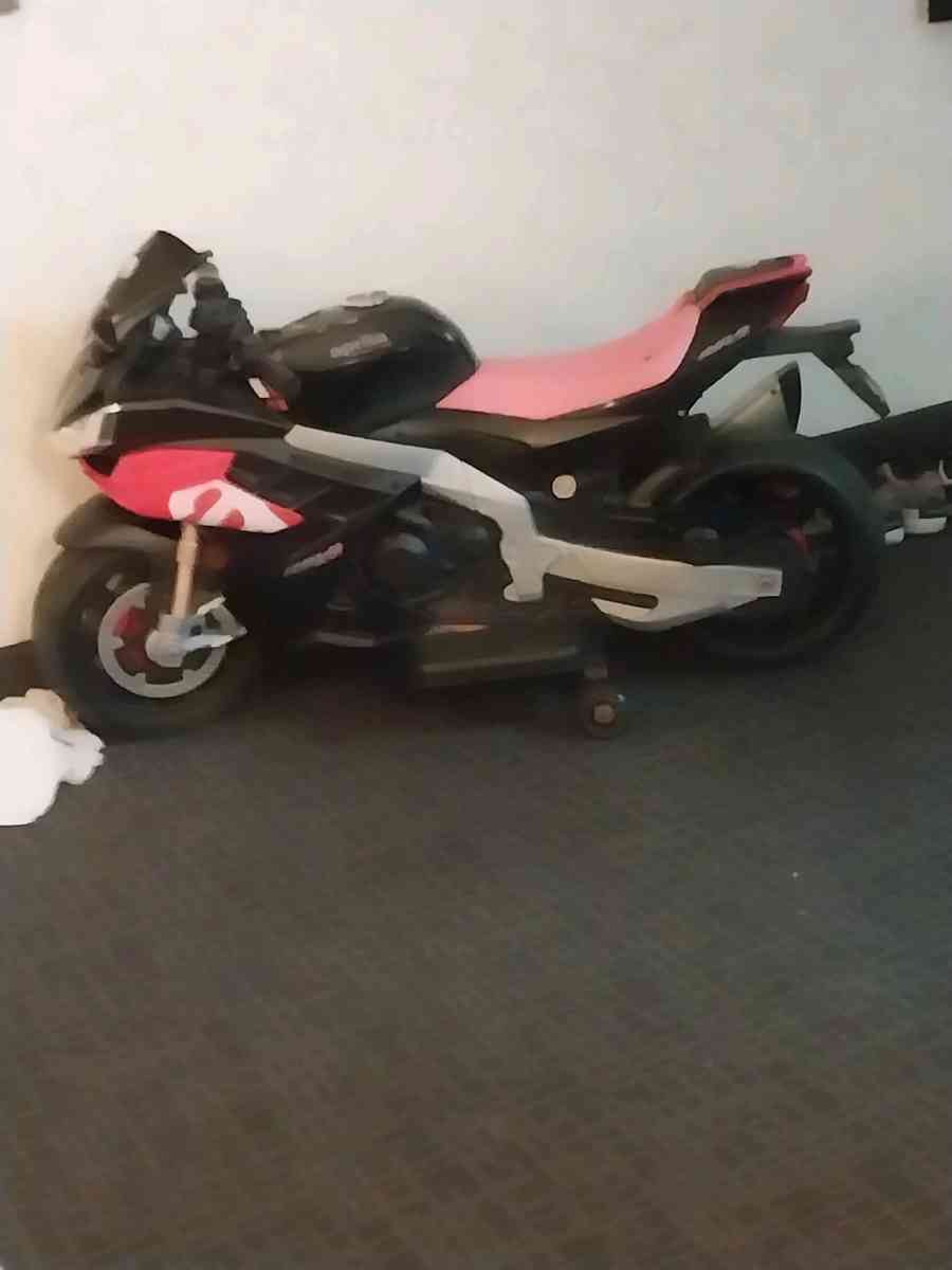 Aprilia toy bike for kids - Lexington, Kentucky