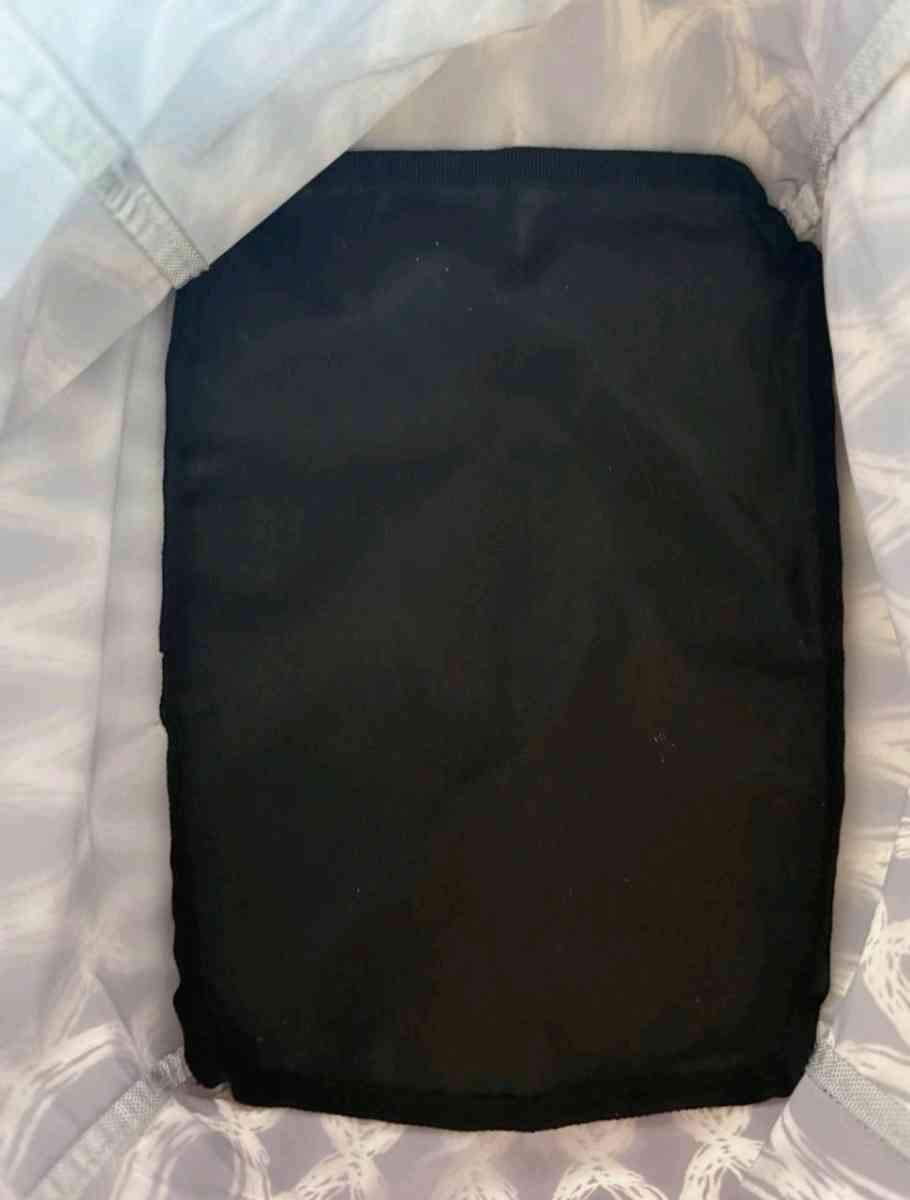 ThirtyOne Large Canvas Black Link Patterned Tote wBlack Stra - Columbus, Ohio - FleaMarketBay