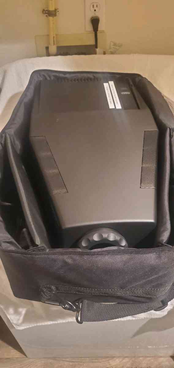 infocus systems   Projector - Wilsonville, Oregon - FleaMarketBay