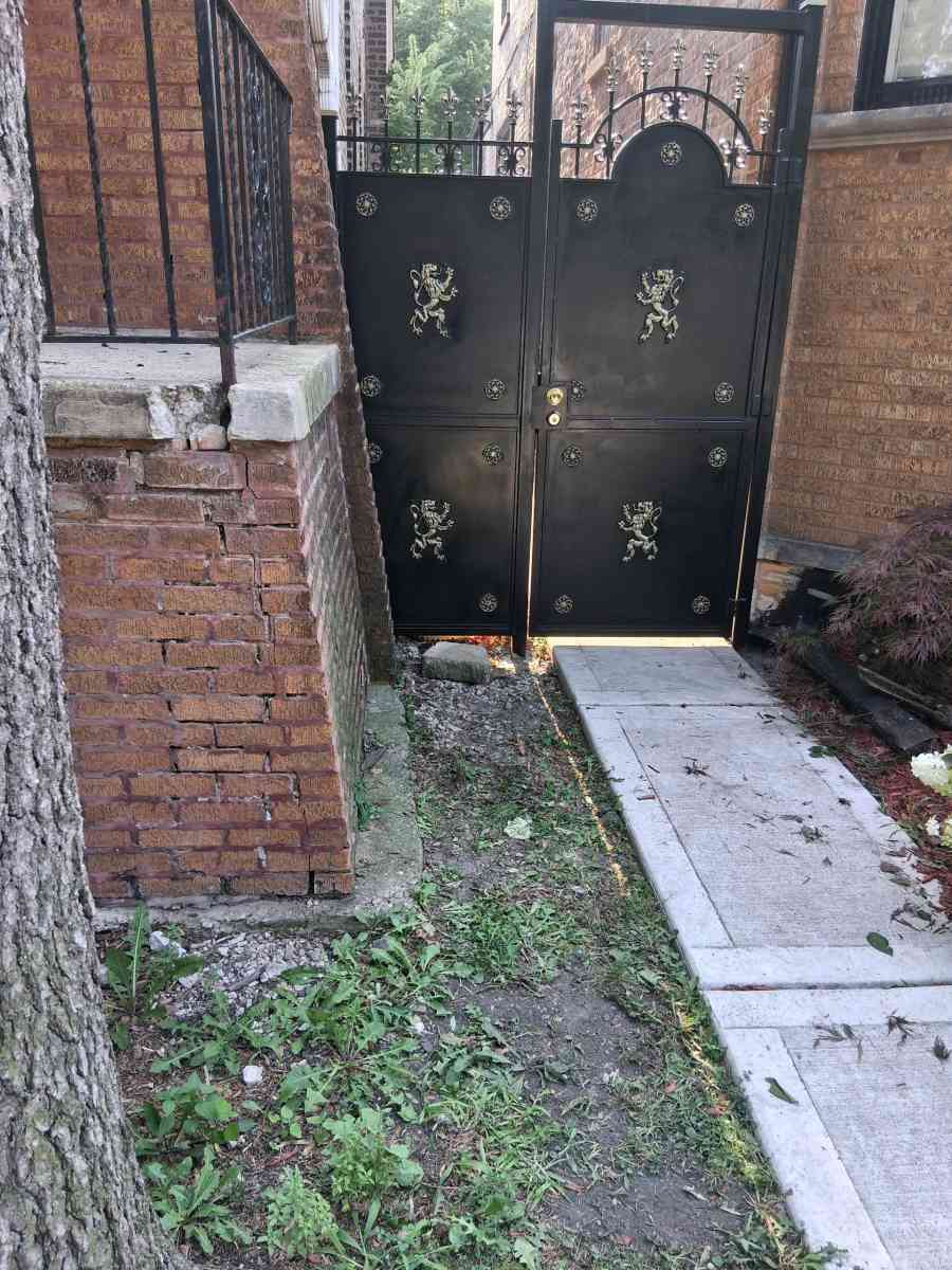 cercas de hierro y madera - Addison, Illinois - FleaMarketBay