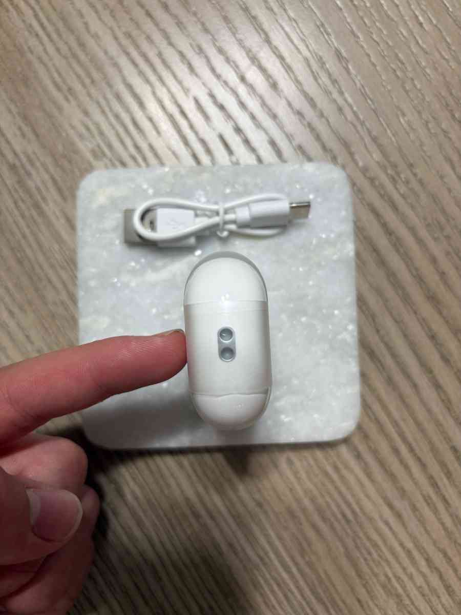 AirPods Pro 2 Gen - Altamonte Springs, Florida - FleaMarketBay