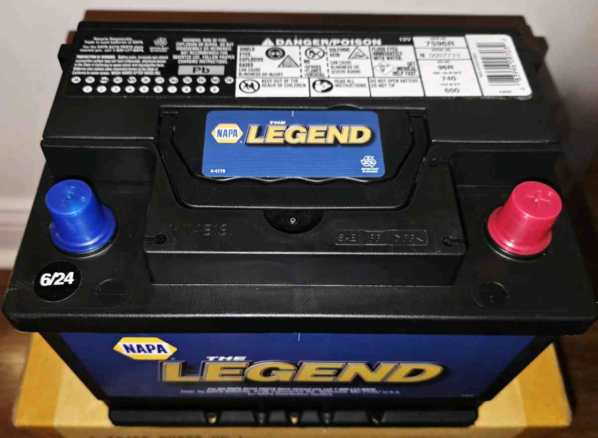 NAPA Car Battery BCI No 96R 600A - Oak Lawn, Illinois - FleaMarketBay