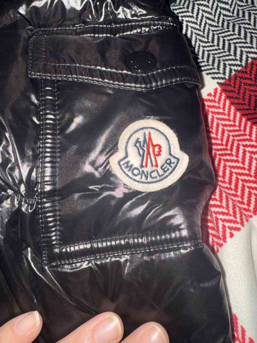 Moncler Puffer Jacket - Athens, Alabama - FleaMarketBay