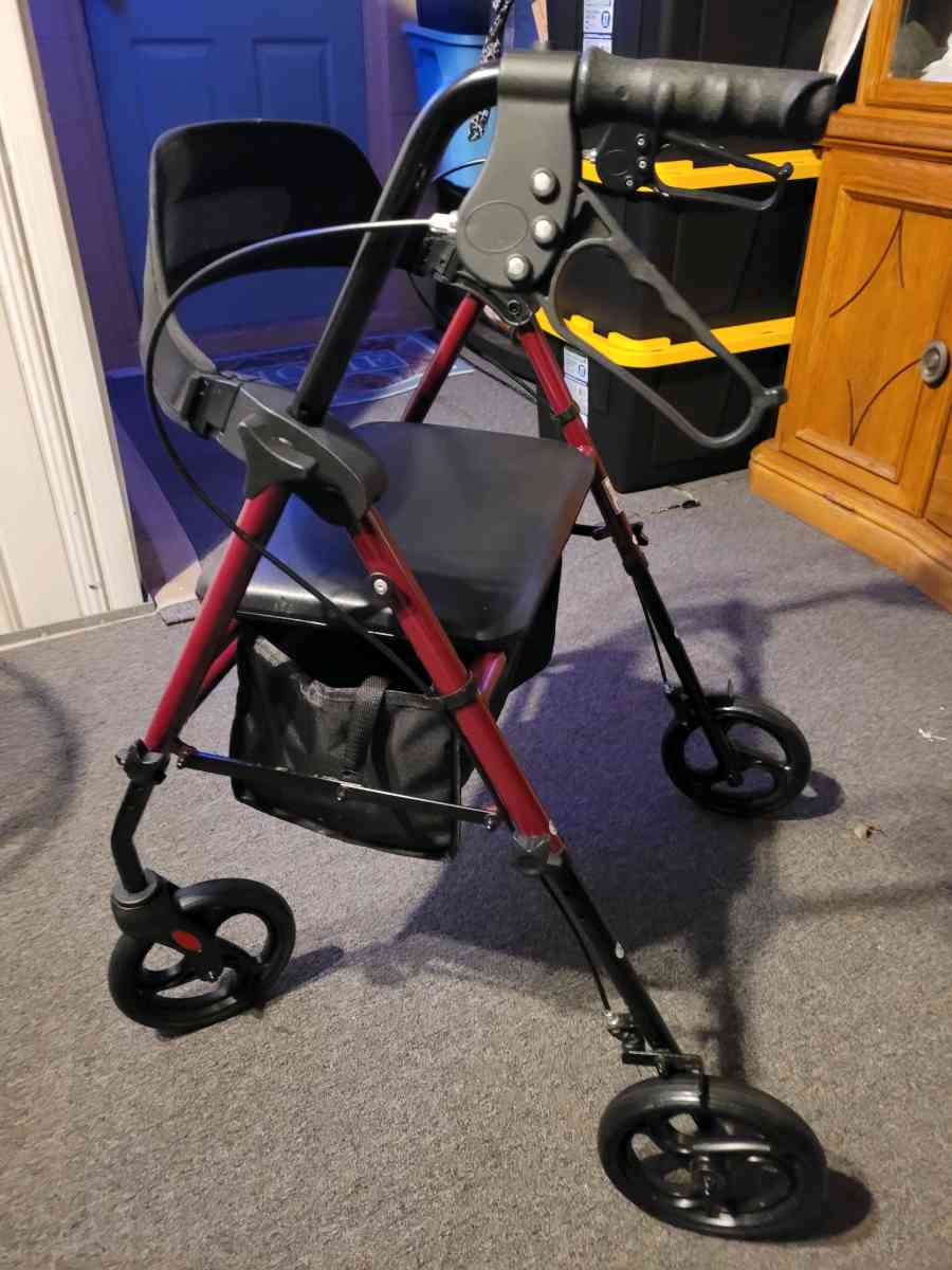 Rollor Walker Like New - Titusville, Florida - FleaMarketBay