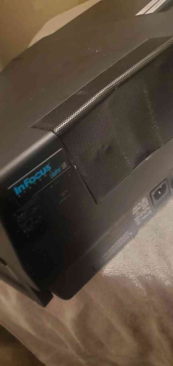 infocus systems   Projector - Wilsonville, Oregon - FleaMarketBay