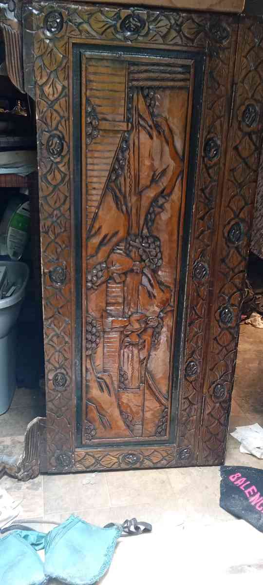 HandCarved Camphorwood Chest  Antique Oriental Style - New Caney, Texas - FleaMarketBay