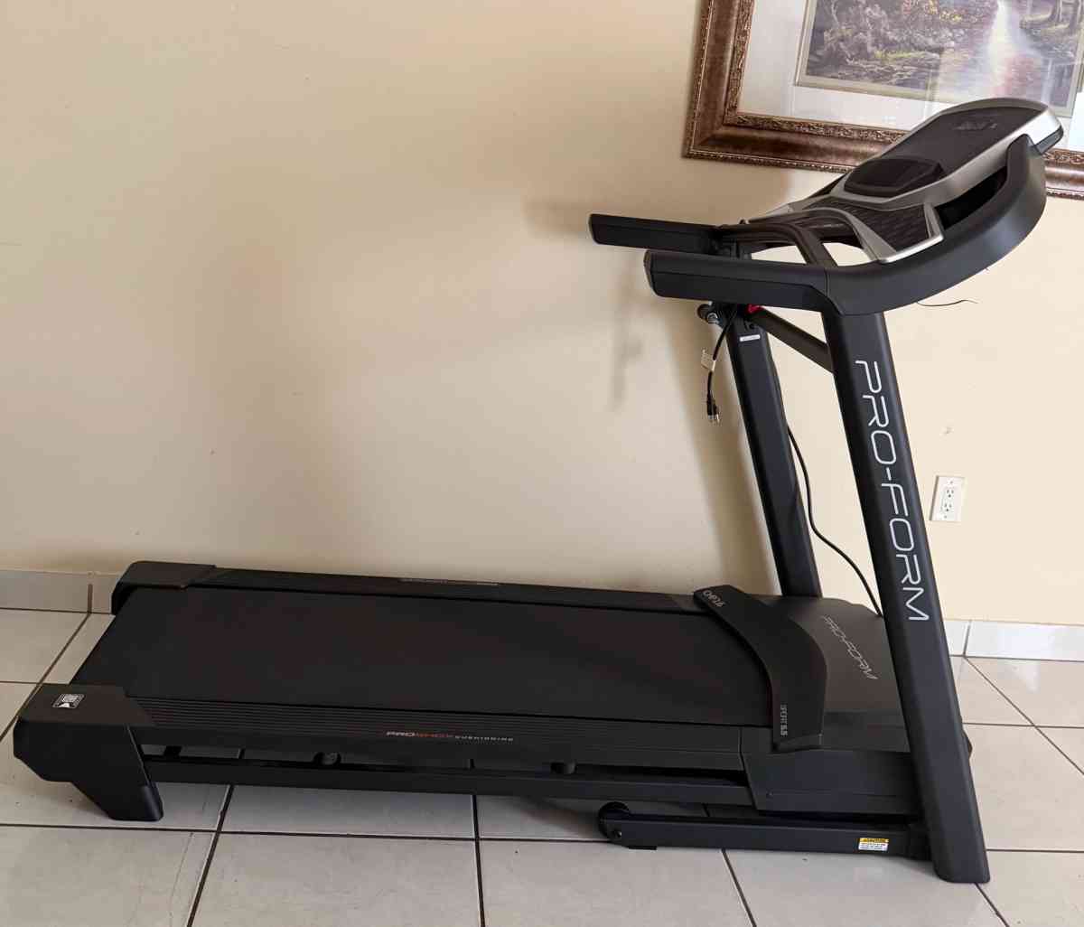 ProForm Sport Treadmill - Hialeah, Florida