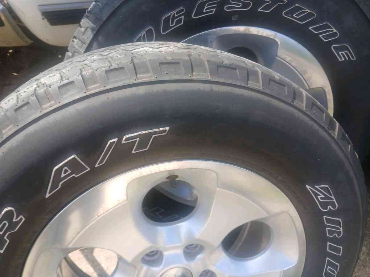 jeep wrangler stock wheels - Pasadena, Texas - FleaMarketBay