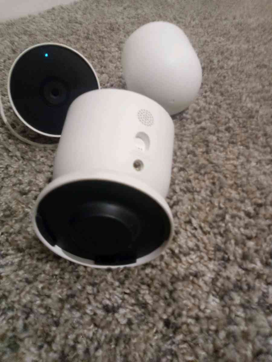 GOGGLE NEST 2ND GENERATION CAMERAS INDOOR OUTDOOR - Houston, Texas - FleaMarketBay