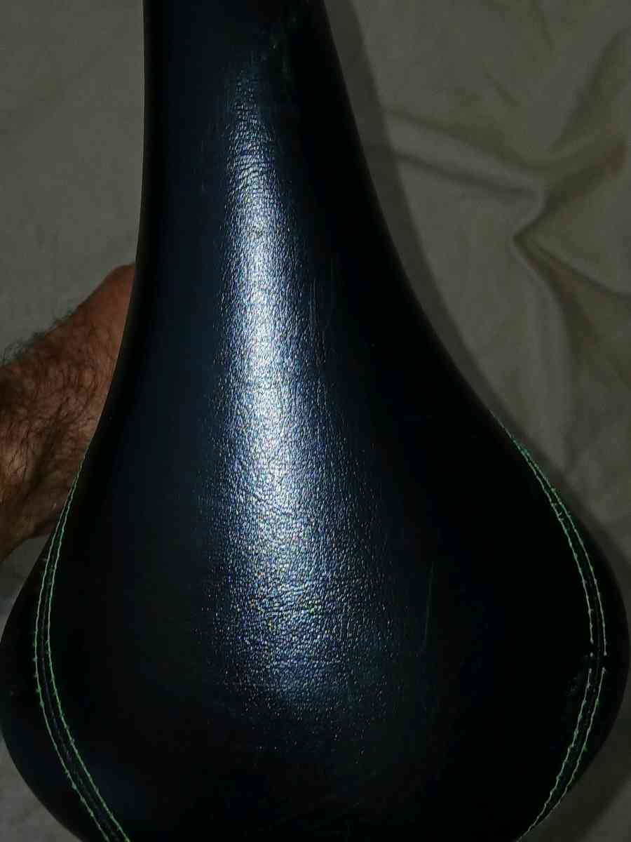 bicycle seat saddle - Pompano Beach, Florida - FleaMarketBay
