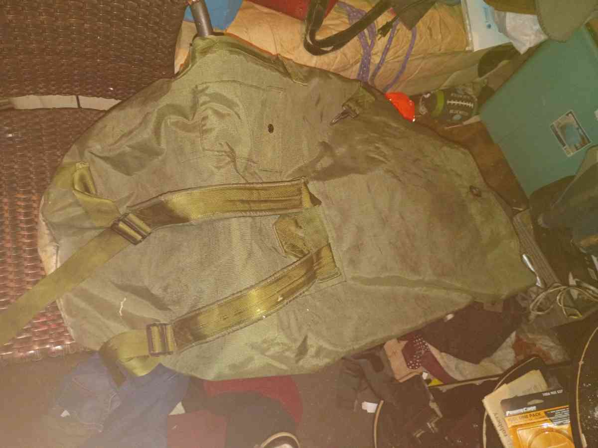 new united states air force mittens and duffel bag backpack - Empire, Alabama - FleaMarketBay