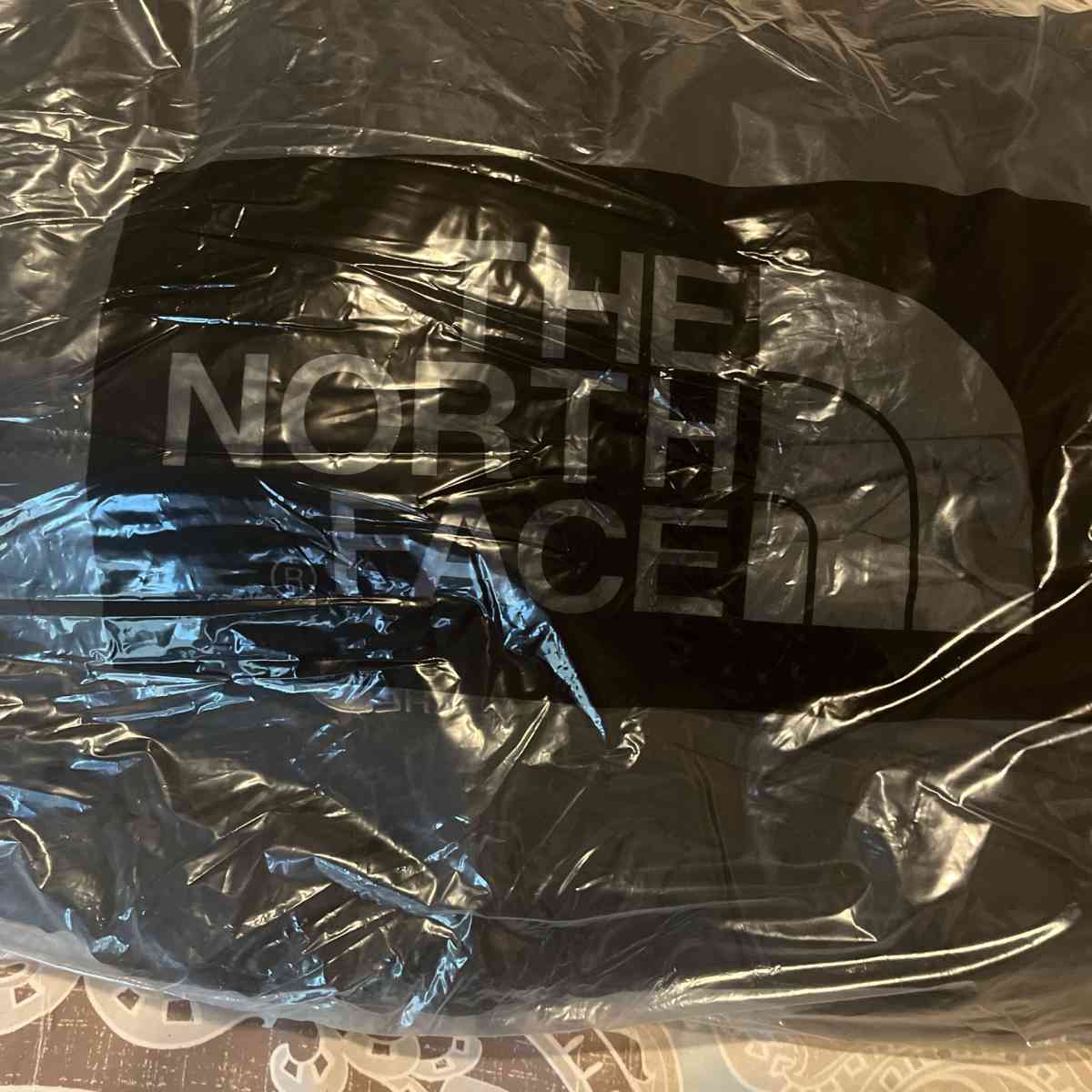 north face puffer - Alicia, Arkansas - FleaMarketBay