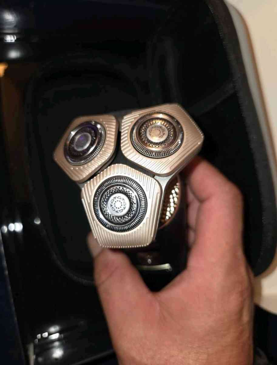 Philips Prestige S9000 shaver - Clayton, California - FleaMarketBay